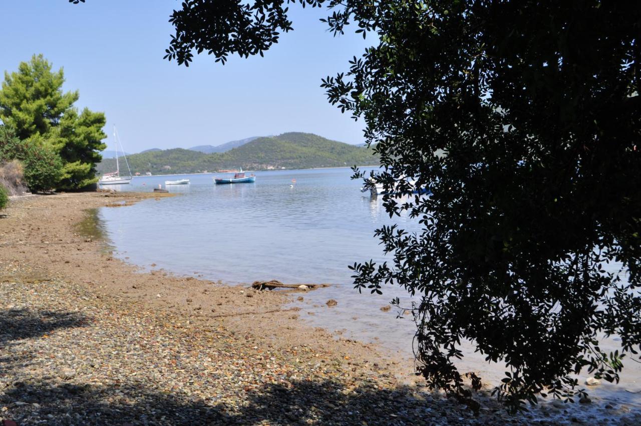 139 Steps From The Sea Villa Gialtra ภายนอก รูปภาพ